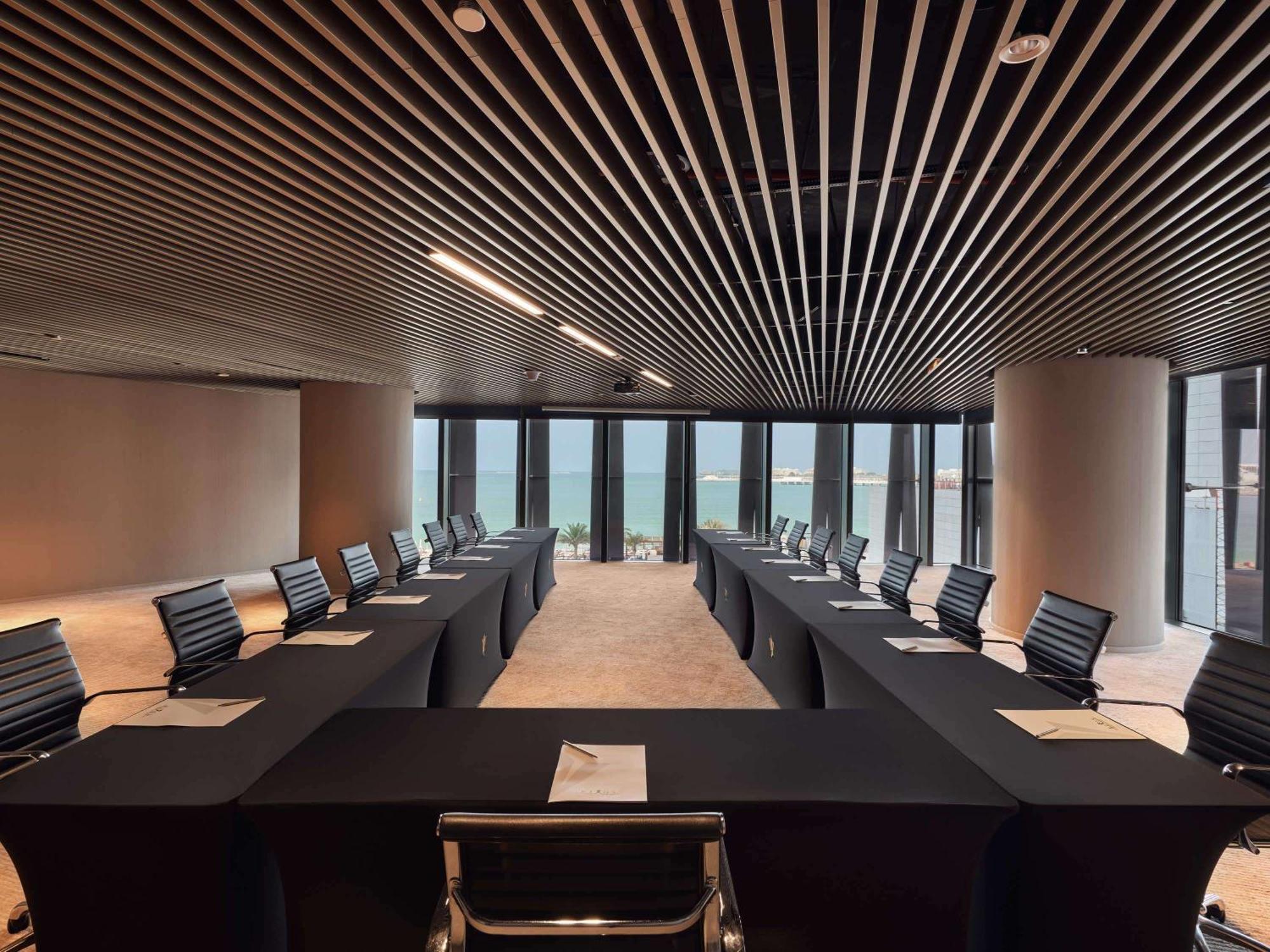 ริซอส พรีเมียม ดูไบ เจบีอาร์ Hotel ภายนอก รูปภาพ Meeting room