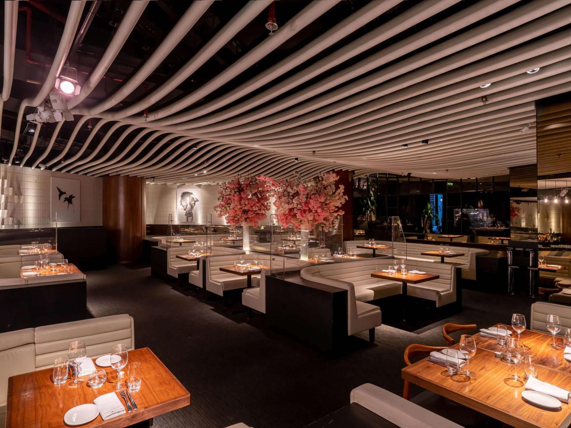 ริซอส พรีเมียม ดูไบ เจบีอาร์ Hotel ภายนอก รูปภาพ Interior of the restaurant